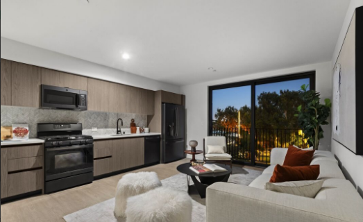 los angeles Condo: 4506 Dockweiler St #504