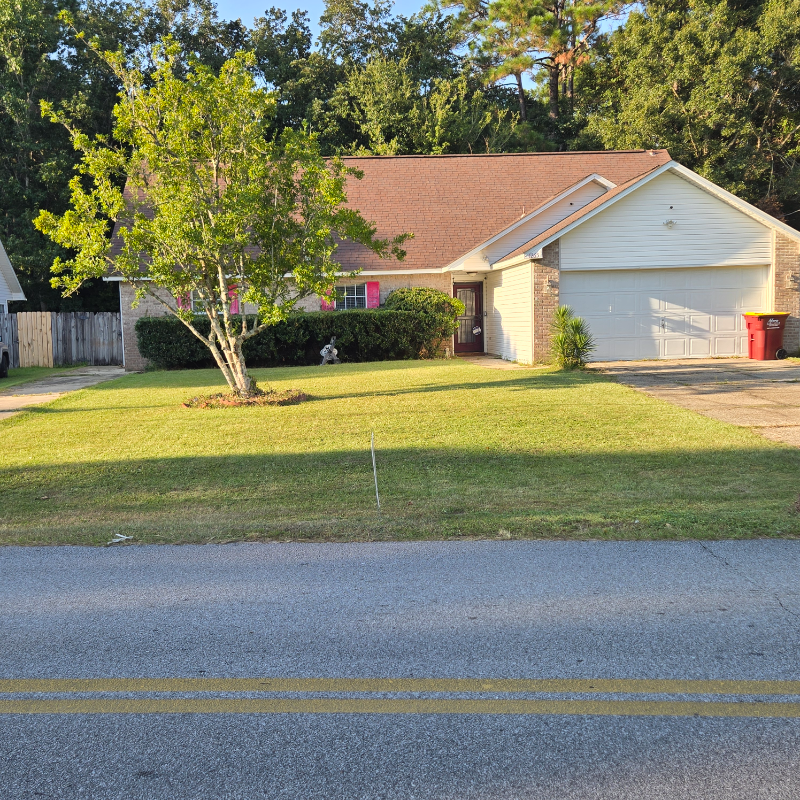 Crestview House: 4265 Antioch Rd