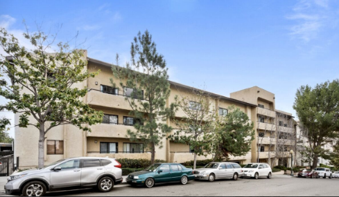 Los Angeles Condo: 10982 Roebling Ave Apt 518