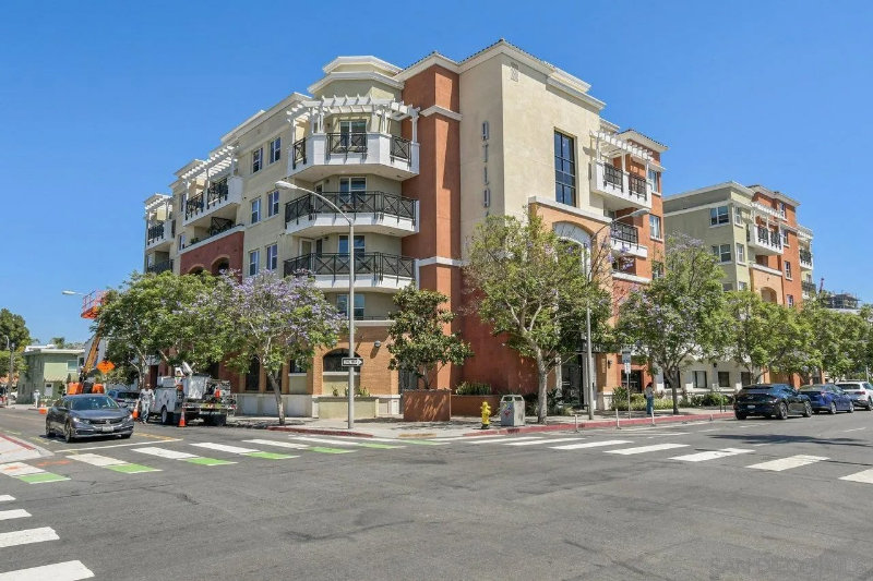 San diego Condo: 3687 4th Ave Unit 315