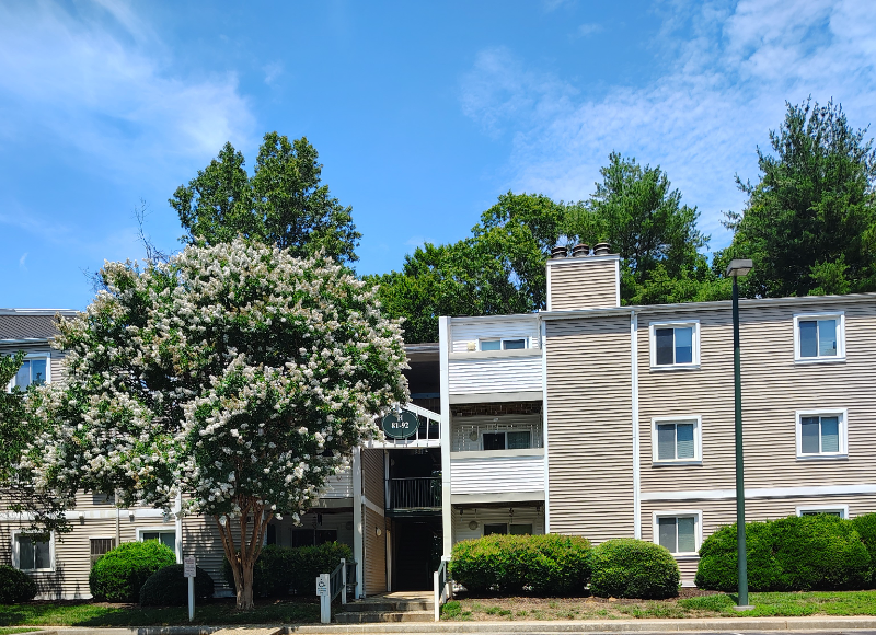 Lynchburg Apartment: 600 Reusens Road