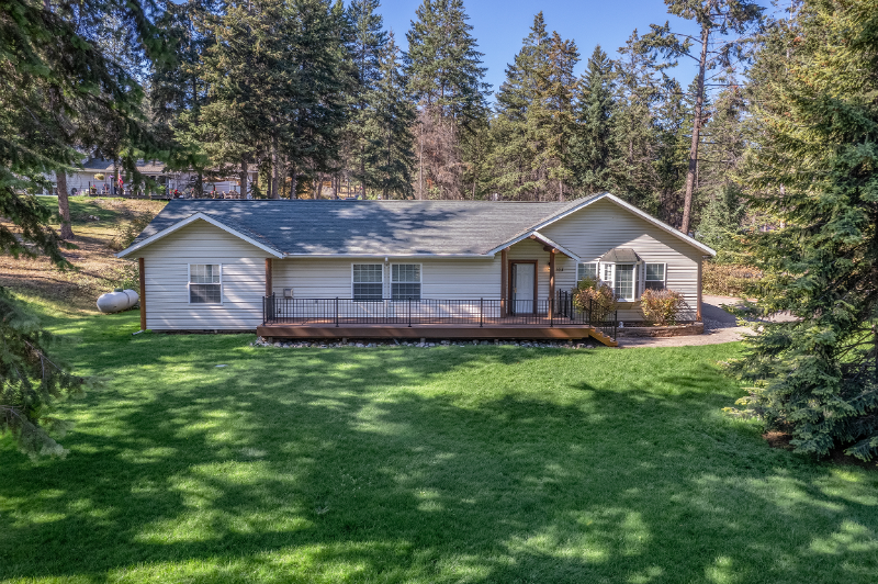 Lakeside House: 108 Timberlake Dr.