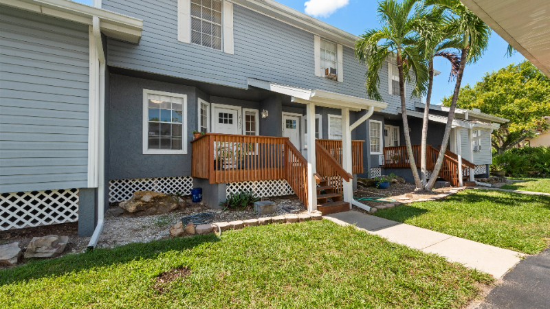 Fort Myers Other: 6132 Lake Front Dr.