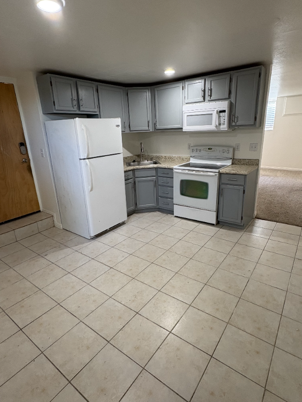 Draper House: 13281 S 1300 E