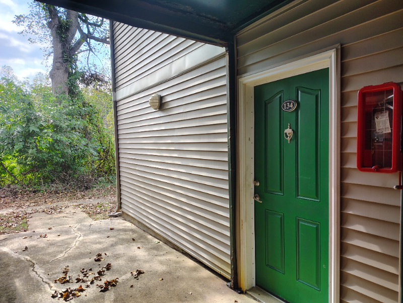 Lynchburg Apartment: 600 Reusens Road