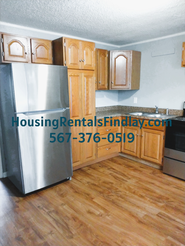 Findlay House: 412 E Pearl Street