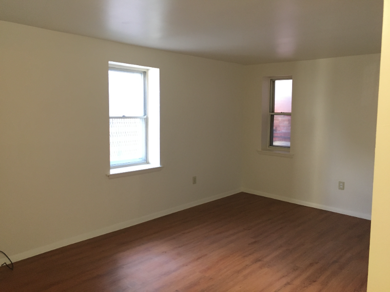 Baltimore Apartment: 15 E Read Street - Apt 2B