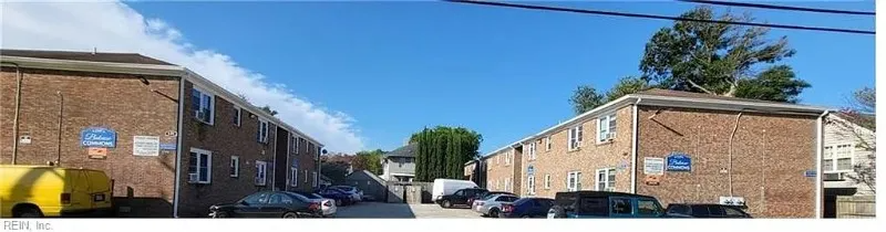 Norfolk Apartment: 171 Balview Ave