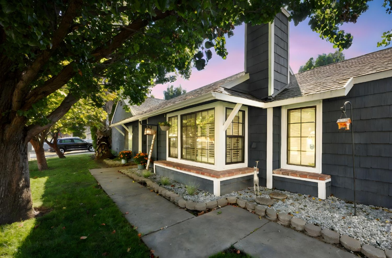 Sacramento House: 2178 Sandcastle Way