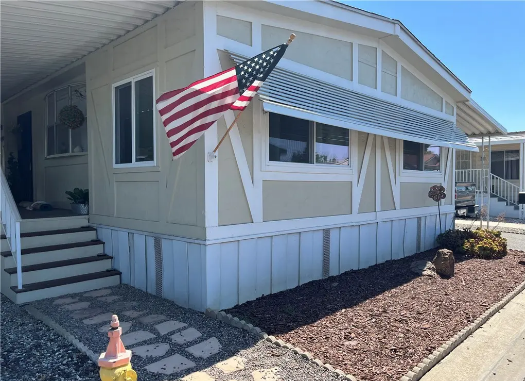 Riverside Other: 4000 Pierce St #284