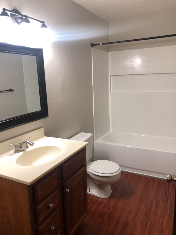 North Canton Townhome: 1120 Sunford Ave SE