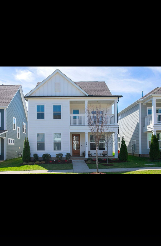 Spring Hill House: 389 hammock lane