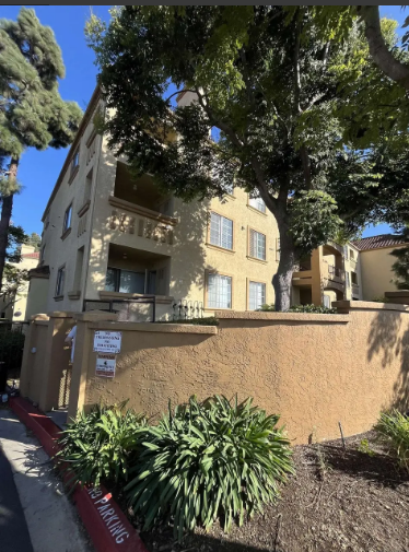 San diego Condo: 2005 Burton St #1