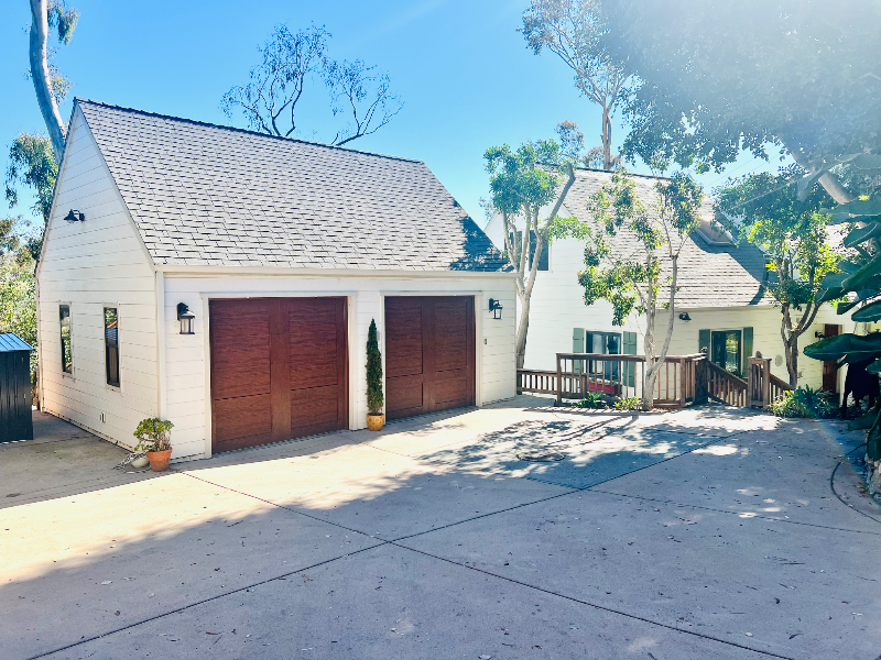 Encinitas House: 1565 Eolus Ave