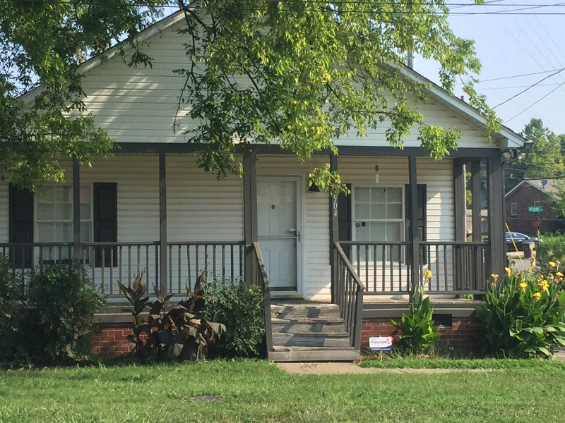 Nashville House: 1904 Britt Place