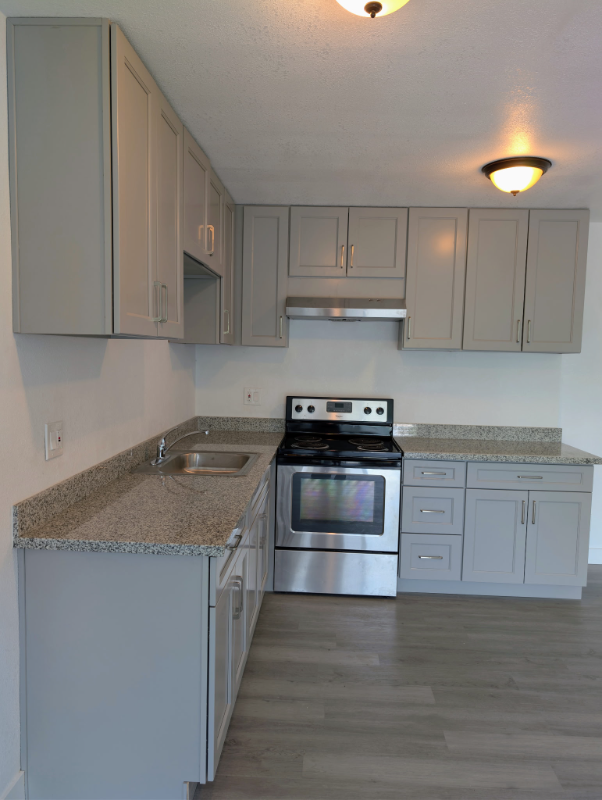 Stockton Apartment: 1025 N. Madison Street #32