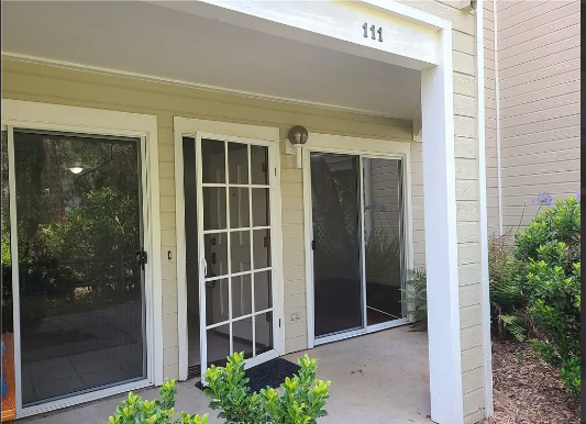 Goleta Condo: 7620 Hollister Ave #111