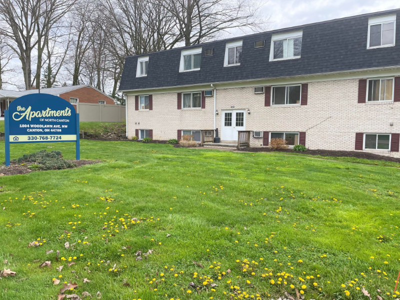 Canton Apartment: 1804 Woodlawn Ave NW