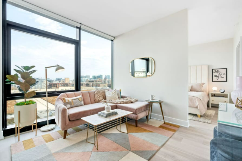 Chicago Condo: 1118 W Van Buren