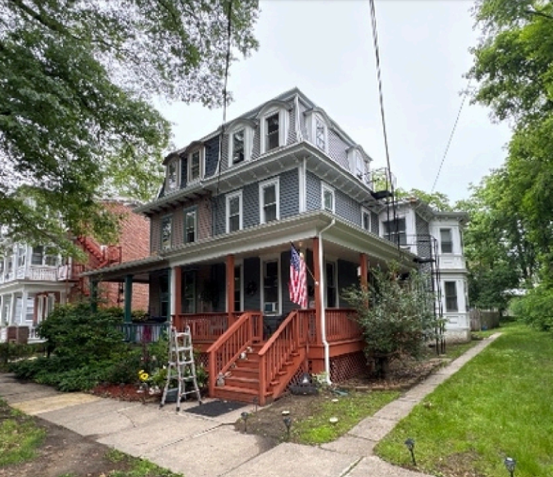 Mount Holly Multiplex: 105 Broad St