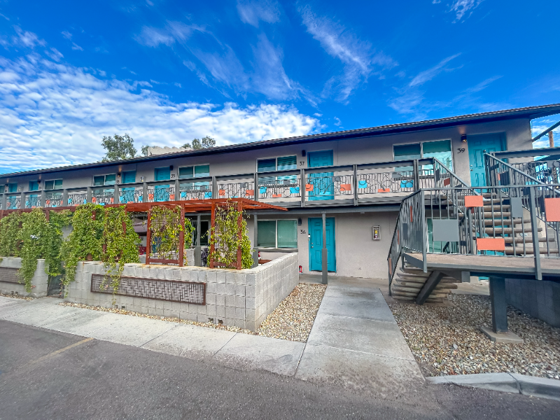 Phoenix Apartment: 1110 E Highland Ave
