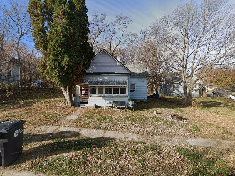 Omaha House: 1614 n. 28th street