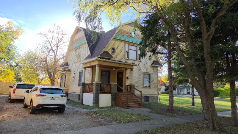 Saginaw House: 717 Perry