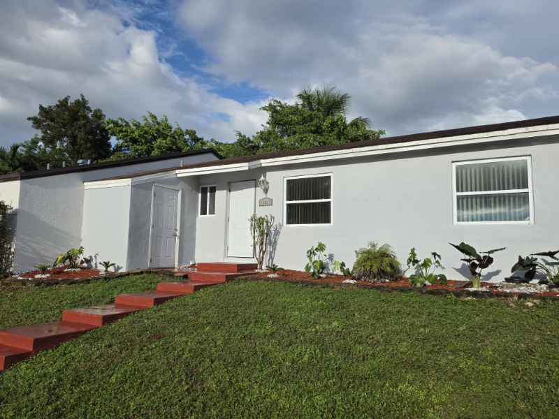 Cutler bay Townhome: 20845 Grouper Dr