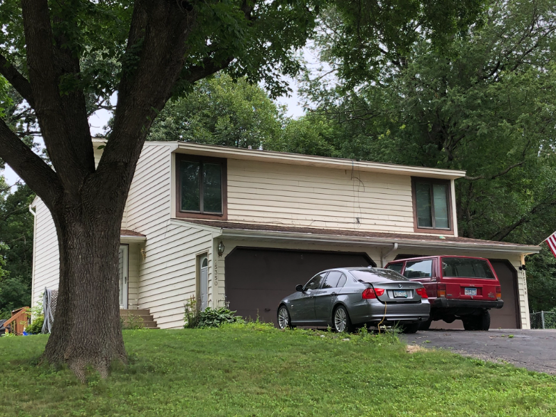 Eden Prairie House: 15320 trillium cir