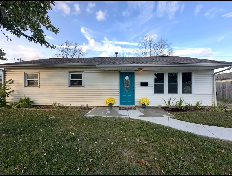 Fairborn House: 11 W. Doris Drive