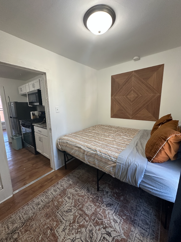 Michigan City Condo: 104 1/2 E William St