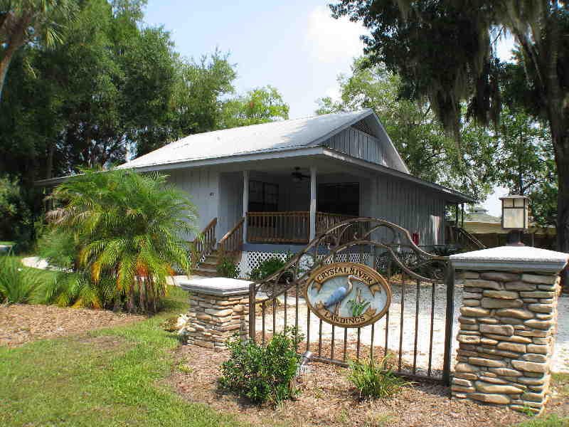 Crystal River Apartment: 35-49 NE 4th St