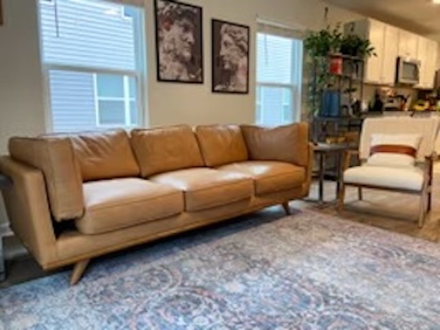 Summerville Townhome: 125 E Sunrise Ln