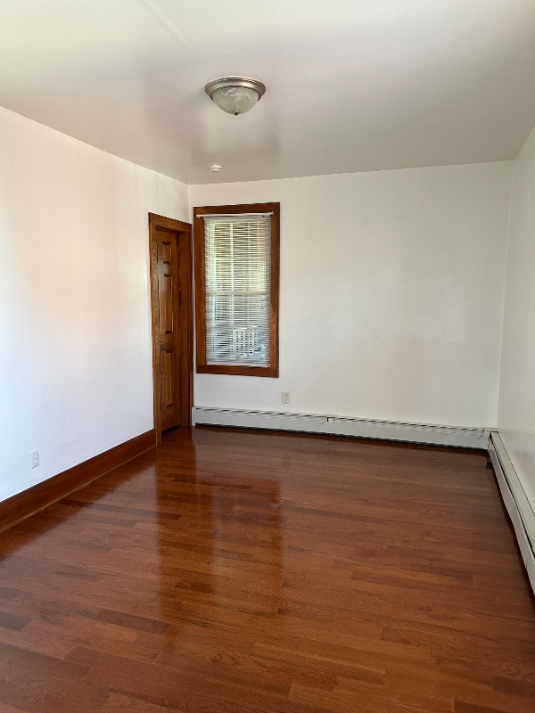 New Britain Apartment: 00Lyman St