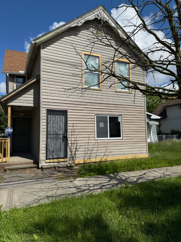 Cleveland Multiplex: 3199 W44th Unit 1