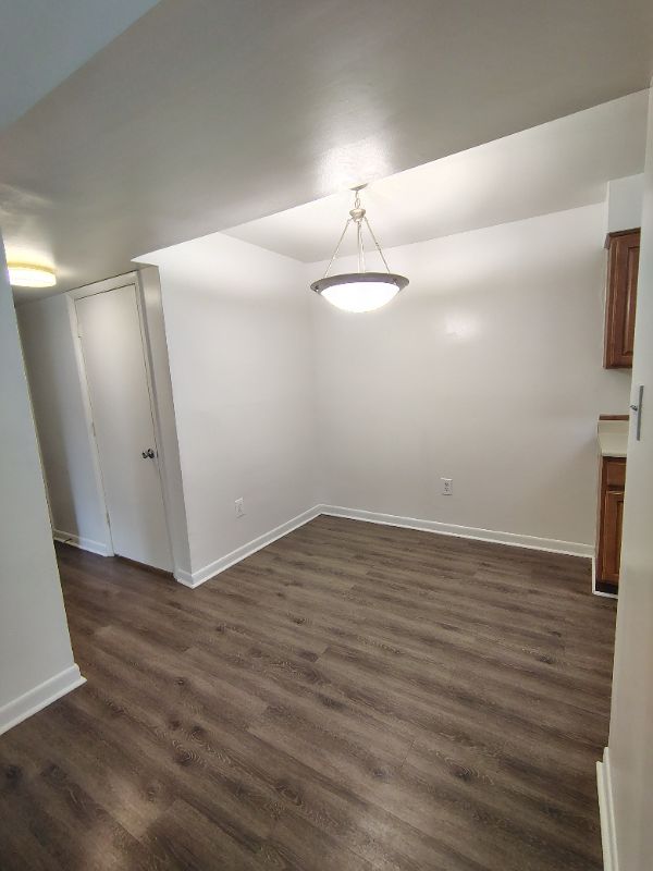 Lynchburg Apartment: 600 Reusens Road