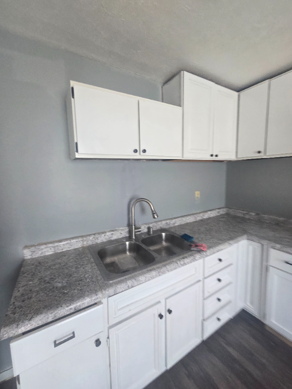 Sauk Village House: 21648 Gailine Ave