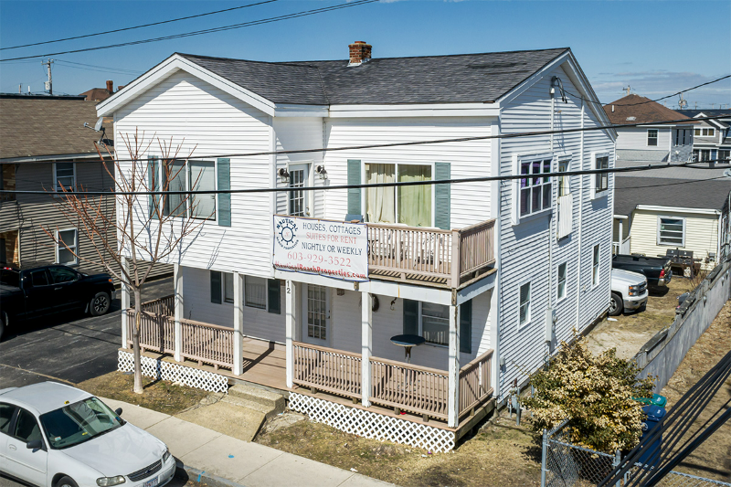 Hampton House: 12 M Street