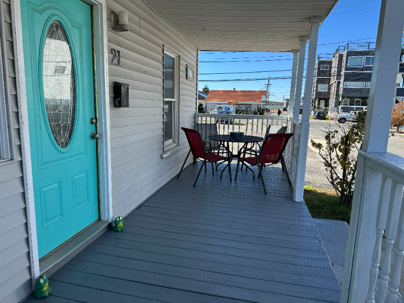 Hampton Apartment: 21 M Street