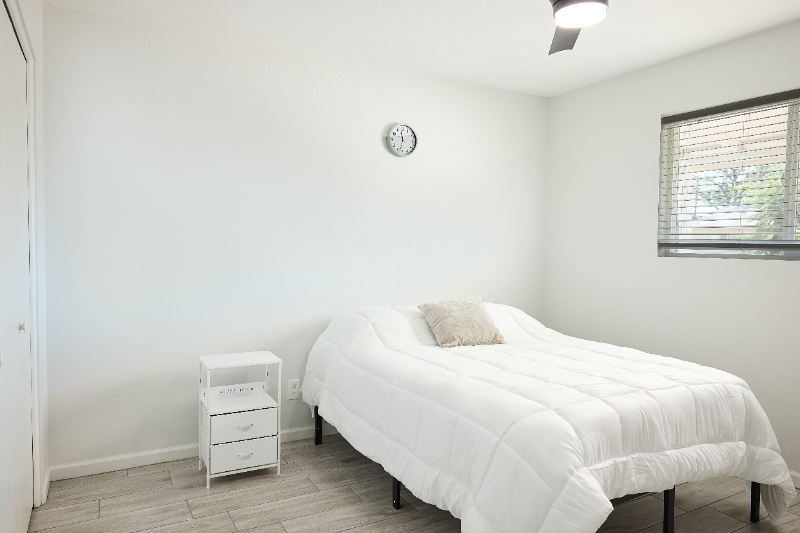 Tempe Single Room: 1630 E 12th St