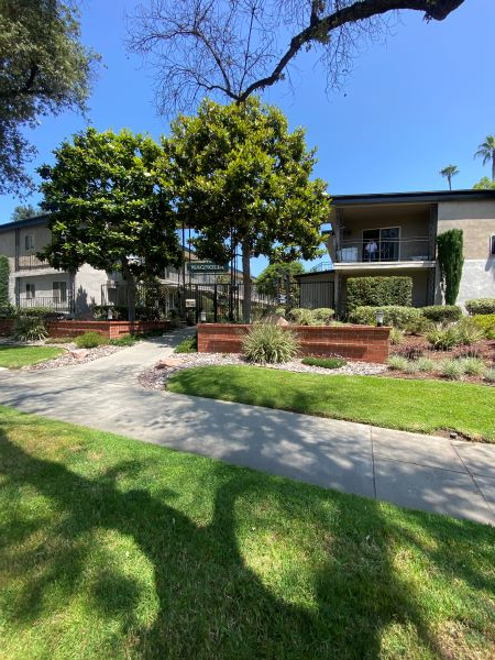 Pasadena Apartment: 999 E. Locust St.