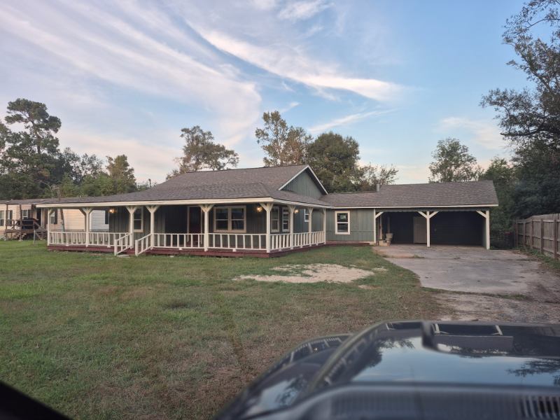 Orange House: 2948 Elm St
