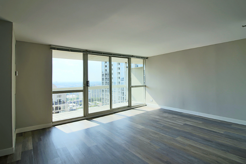 Chicago Condo: 1 east delaware