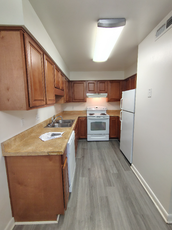 Lynchburg Apartment: 600 Reusens Road