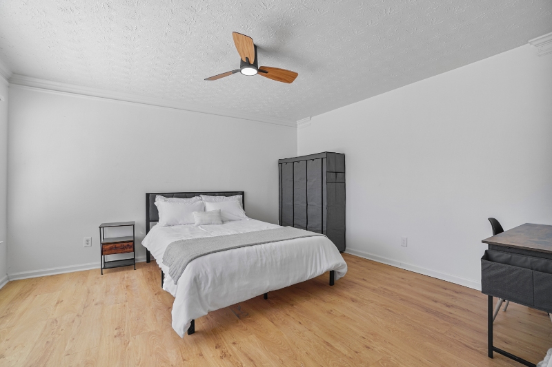 Ellenwood Single Room: 2280 Carrington Drive