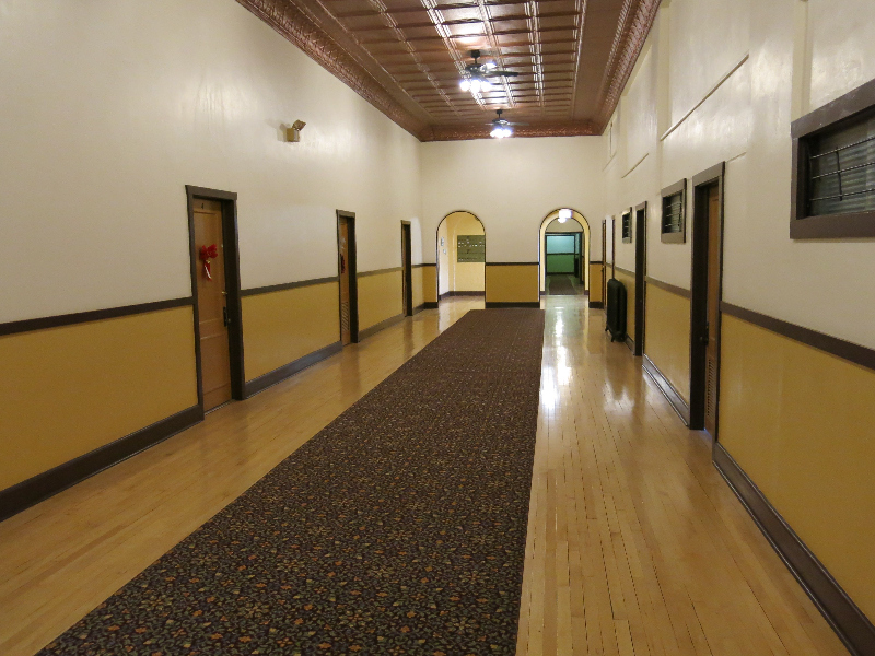 Pueblo Apartment: 111 Broadway Ave., #6