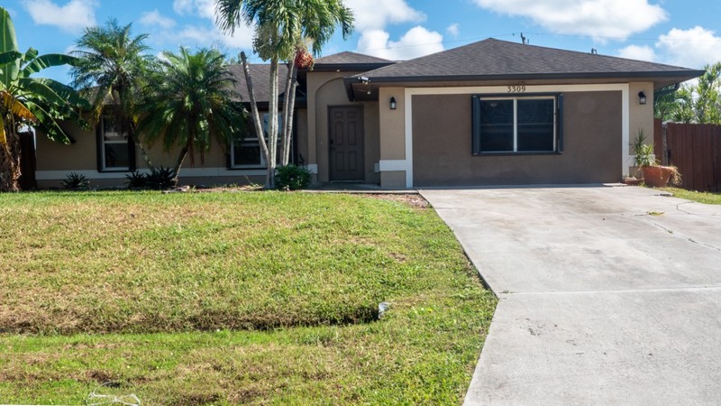 Port saint Lucie House: 3309 sw frankford st