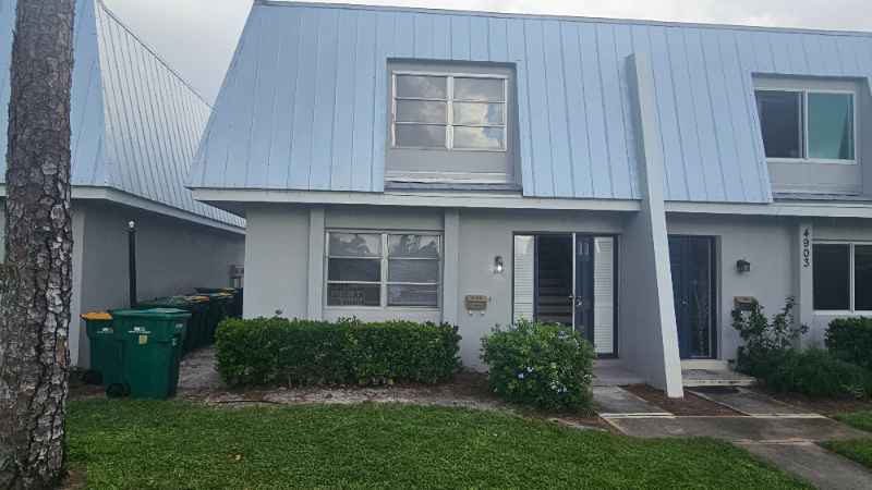 Naples Townhome: 4903 Catalina Dr
