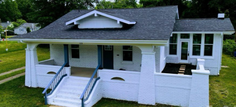 Chester House: 113 Brawley St