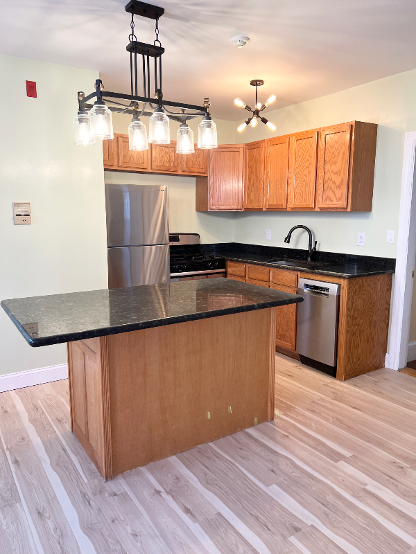Providence Single Room: 81-83 America St